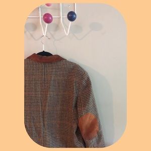 International Scene V I N T A G E  B L A Z E R